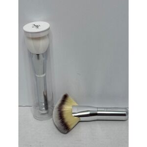 It Cosmetics makeup brushes bundle NEW bye bye pores 701 and heavenly fan